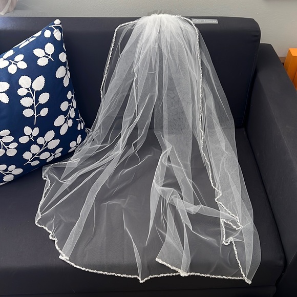 NEW BRIDAL WEDDING VEIL - Picture 1 of 5
